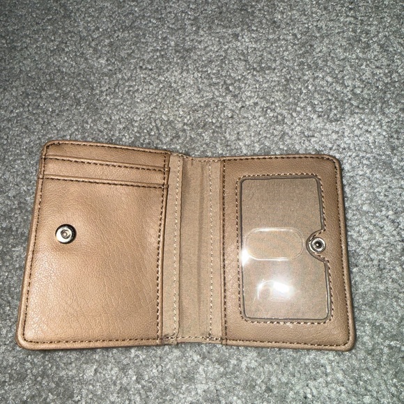 Relic Small Wallet - Picture 3 of 7